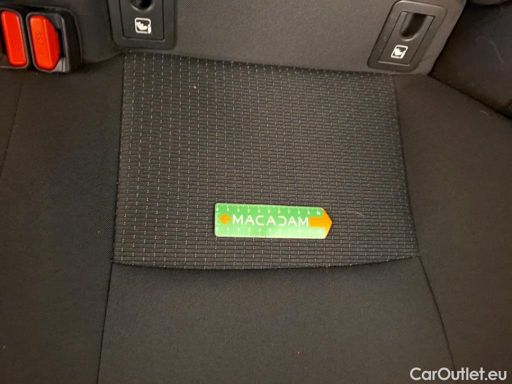  Toyota  C-HR TOYOTA  5p SUV 1.8 HYBRIDE 122 DYNAMIC #16