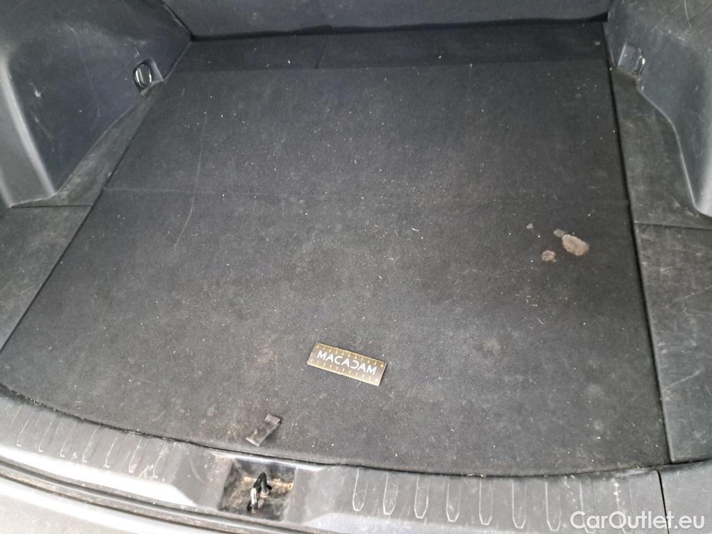  Toyota  RAV4 TOYOTA  Hybride / 2018 / 5P / SUV Hybride 2WD Dynamic Business St Hyb Acad #16