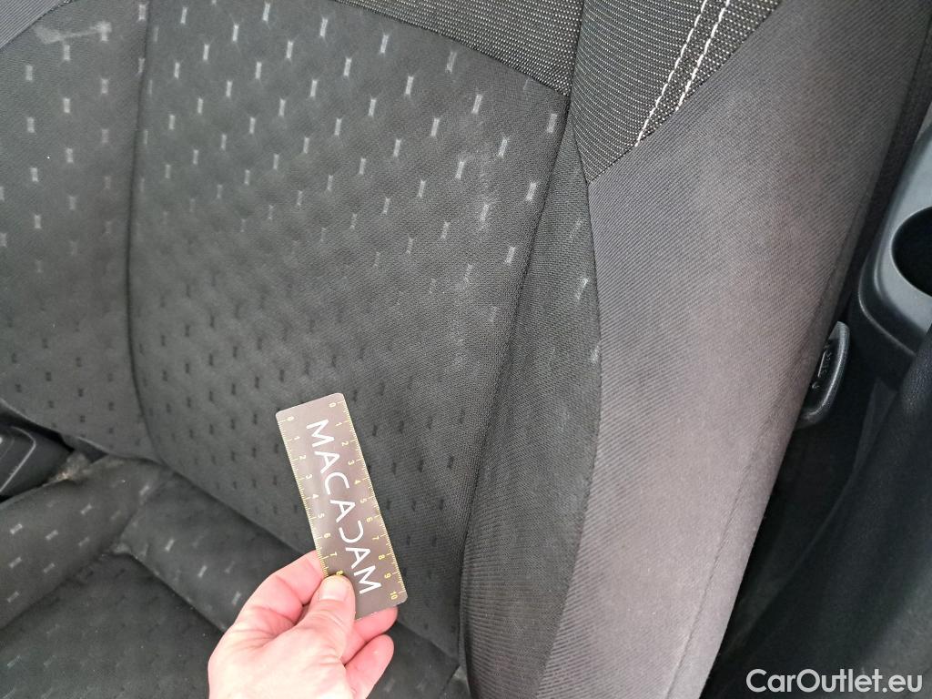  Toyota  Corolla TOYOTA  / 2022 / 5P / Berline Hybride 140h Dynamic Business Beyond Zer #99