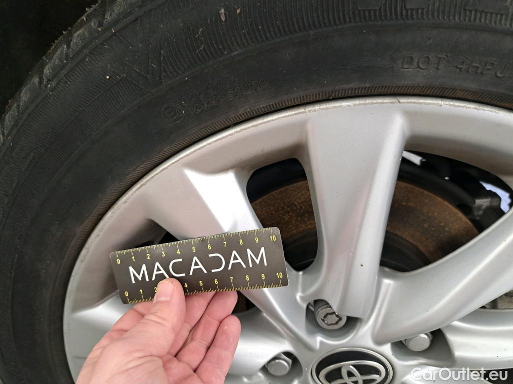  Toyota  Corolla TOYOTA  / 2022 / 5P / Berline Hybride 140h Dynamic Business Beyond Zer #85