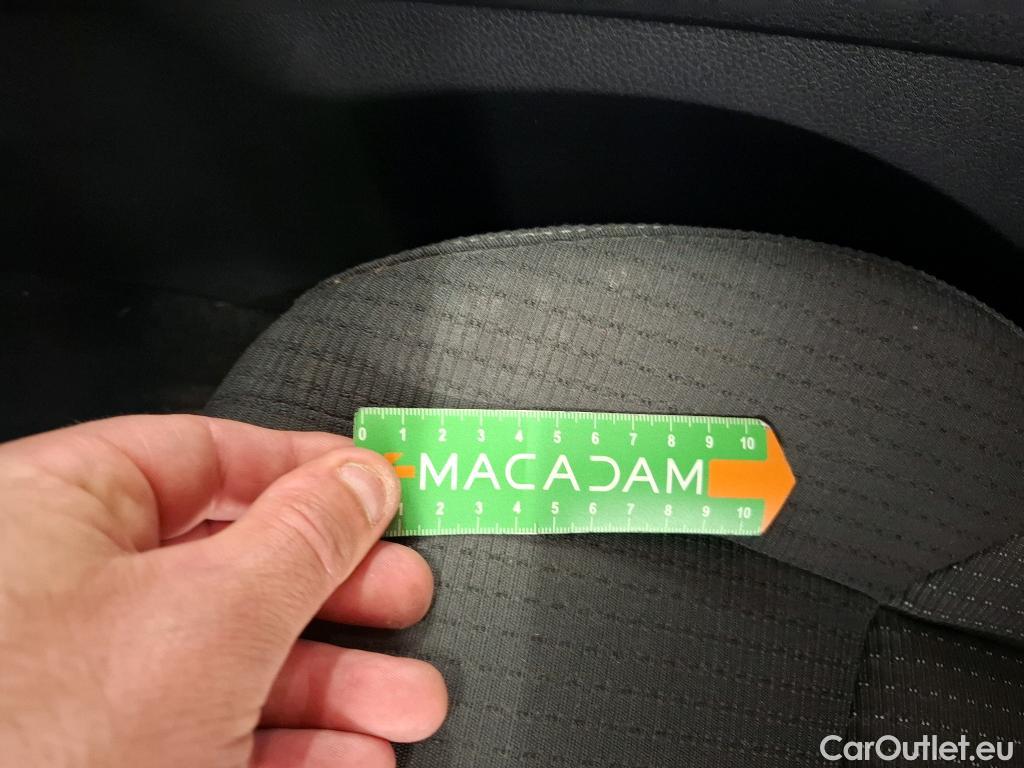  Toyota  C-HR TOYOTA  5p SUV 1.8 HYBRIDE 122 DYNAMIC #14