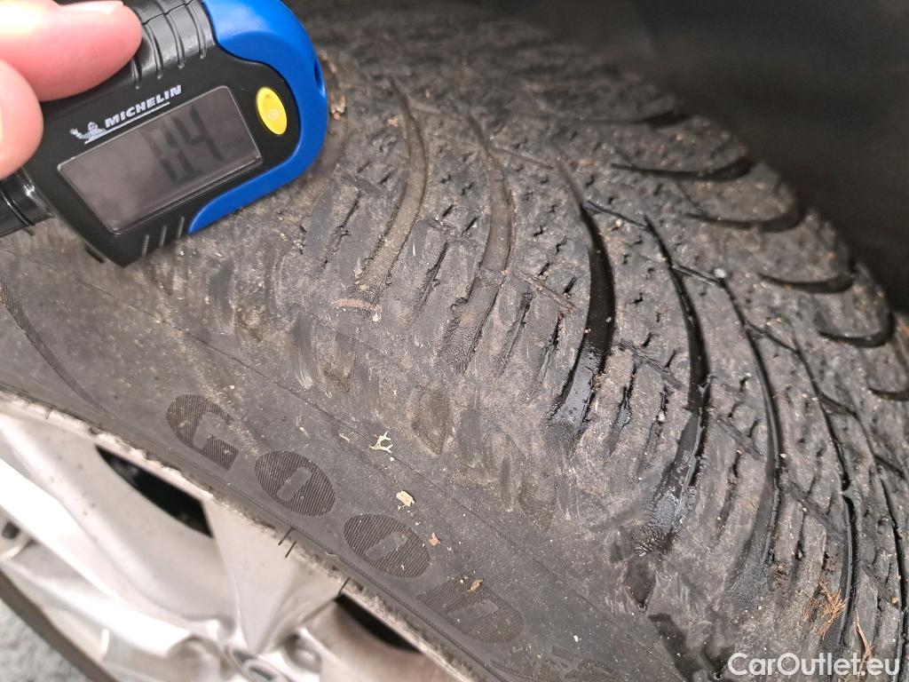  Toyota  Corolla TOYOTA  / 2022 / 5P / Berline Hybride 140h Dynamic Business Beyond Zer #70