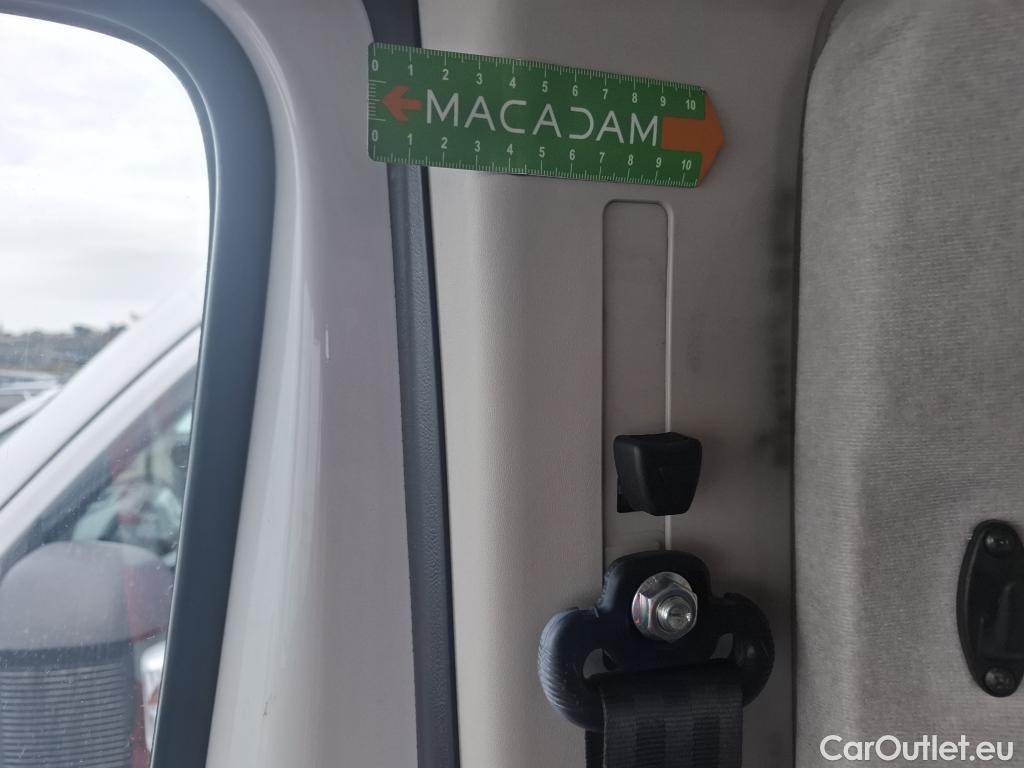  Peugeot  Boxer PEUGEOT  VU 4p Fourgon BLUEHDI 110 PREMIUM 330 L2H2 #61