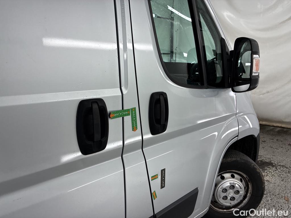  Citroen  Jumper CITROEN  / 2014 / 4P / Fourgon tôlé 30 L1H1 BlueHDi 130 BVM6 Business #52