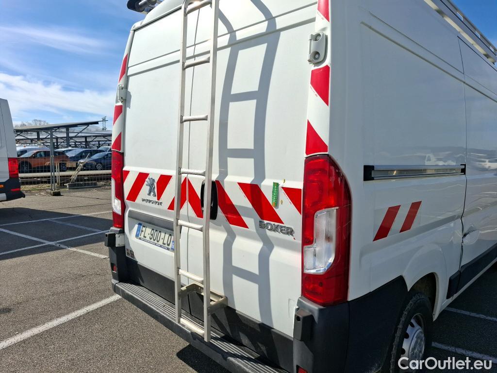  Peugeot  Boxer PEUGEOT  VU 4p Fourgon BLUEHDI 110 PREMIUM 330 L2H2 #52