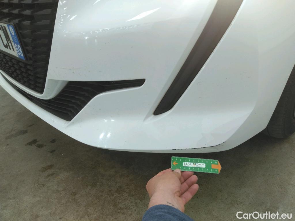  Peugeot  208  Premium 1.5 HDi 100CV BVM6 E6d #1