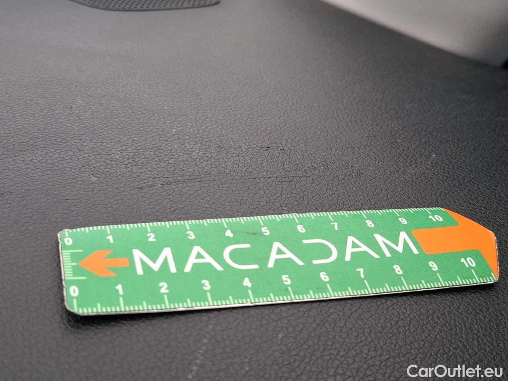  Citroen  C3 CITROEN  Société / 2020 / 5P / Berline / VU BlueHDi 100 SandS BVM6 Feel Nav #2