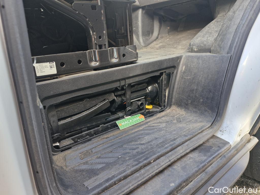  Ford  Transit FORD   2019  4P  Fourgon tôlé E 390 L3H3 elec184CH TREND BUSINE #106