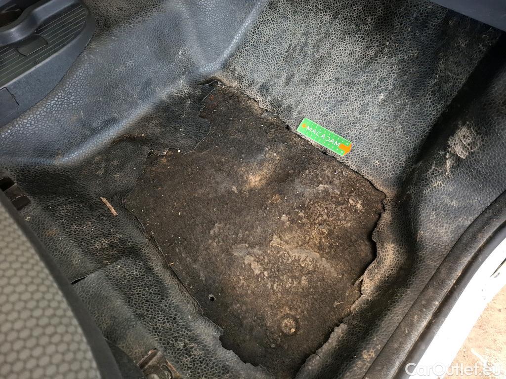  Renault  Kangoo  Express Extra (Série Spéciale) 1.5 dCi 75CV BVM5 E6 #16