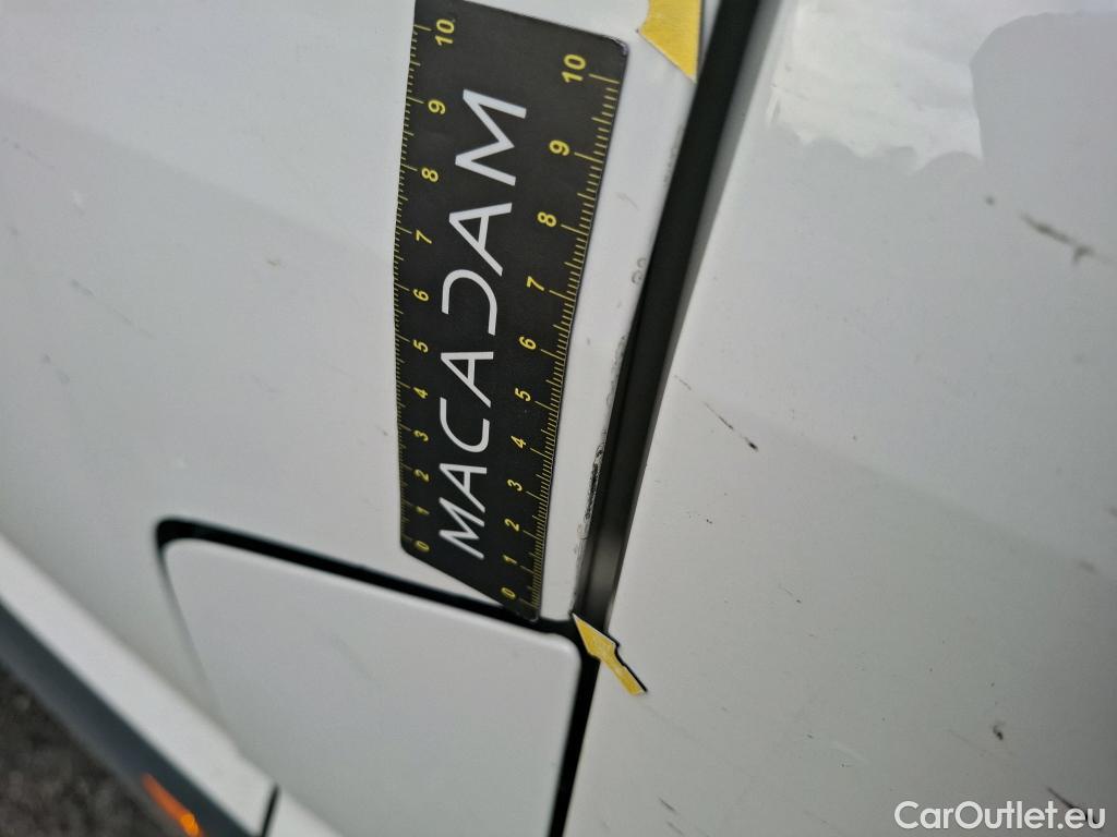  Volkswagen  Crafter  Fourgon Fourgon 35 mittlerer Radstand mit Hochdach FWD 2.0 140CV BVM6 #28