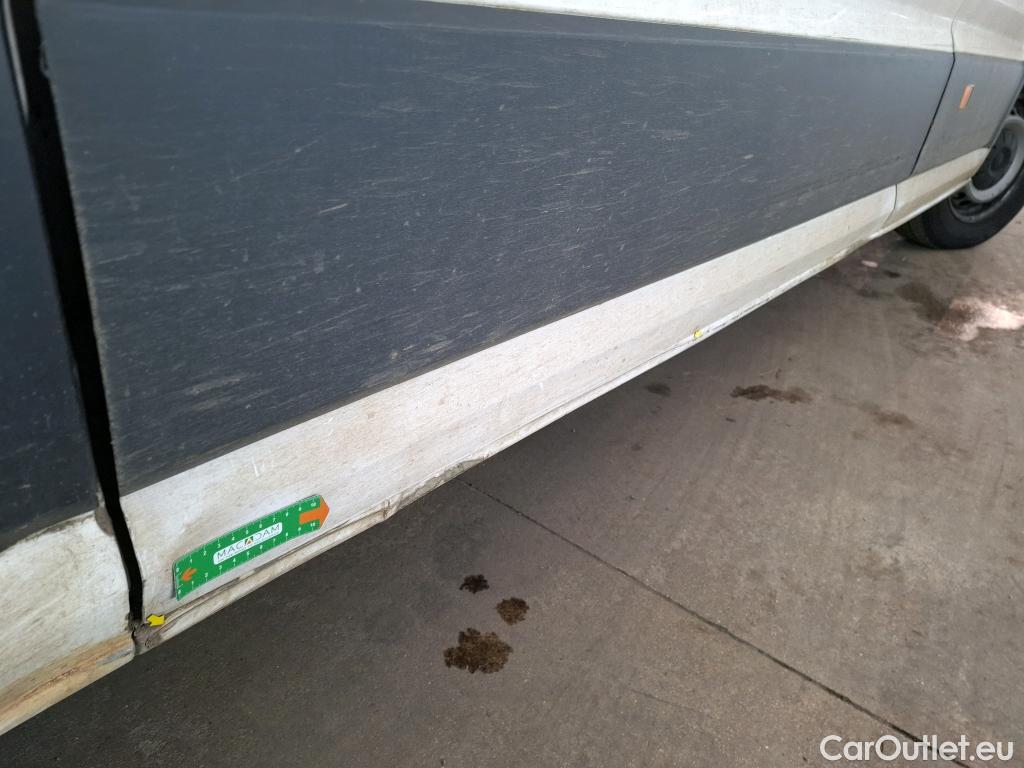  Volkswagen  Crafter VOLKSWAGEN  / 2017 / 4P / Fourgon tôlé 2.0TDI 140 35 L3H3 Business #11