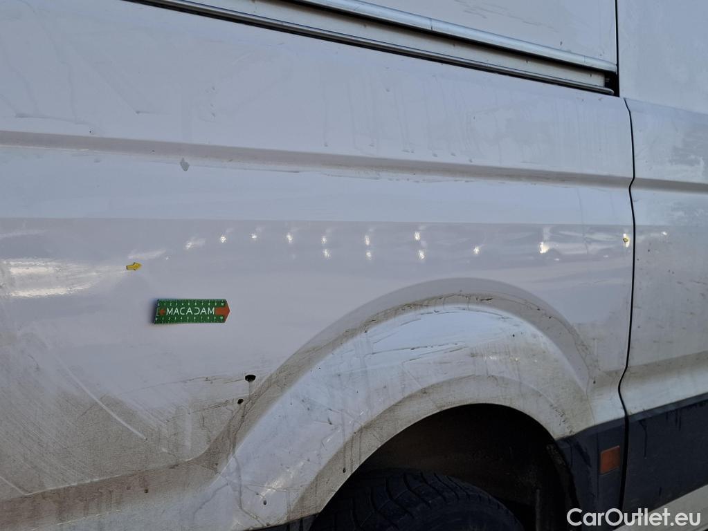  Volkswagen  Crafter VOLKSWAGEN  / 2017 / 4P / Fourgon tôlé 2.0TDI 140 35 L3H3 Business #7