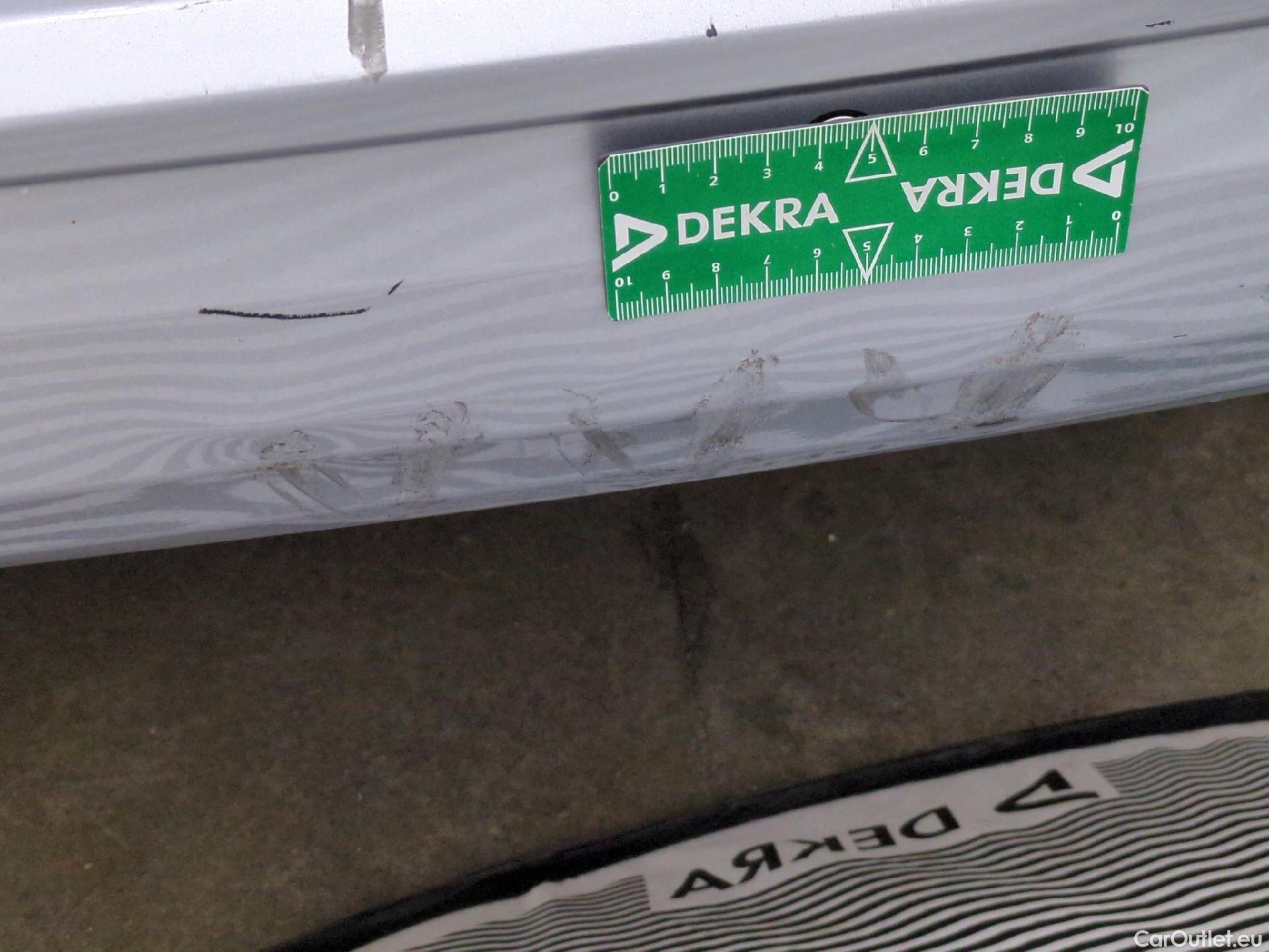  Volkswagen  Caddy VOLKSWAGEN  Cargo / 2020 / 4P / Fourgonnette 1.5 TSI 114ch DSG Business Plus #25