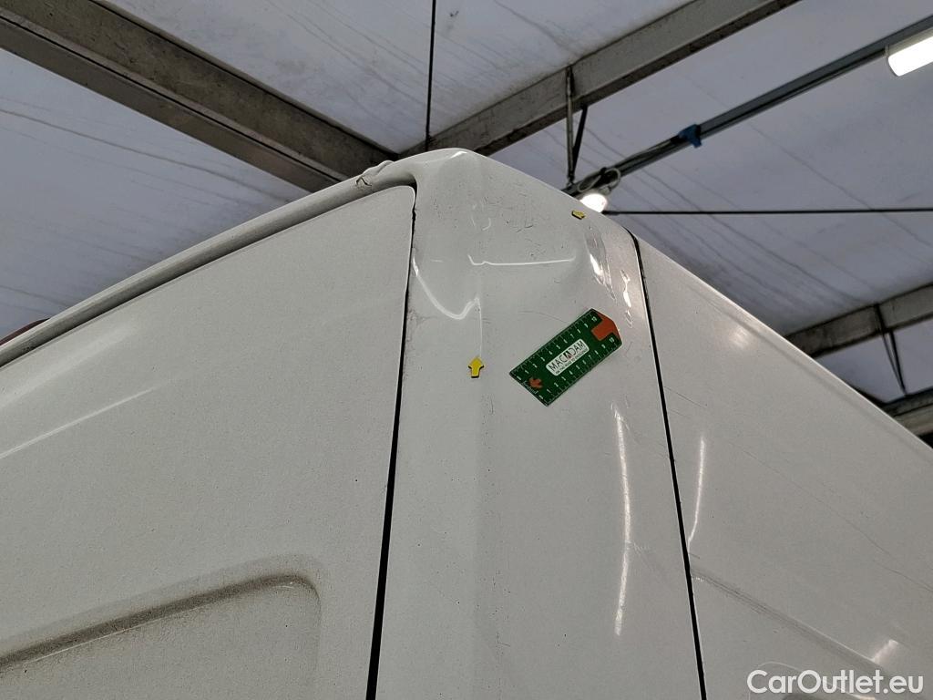  Volkswagen  Crafter VOLKSWAGEN  / 2017 / 4P / Fourgon tôlé 2.0TDI 140 35 L3H3 Business #23