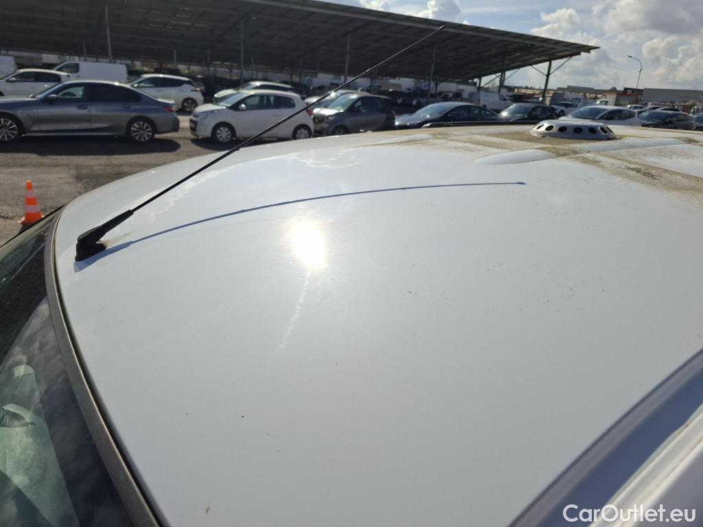  Renault  Kangoo  Express Extra (Série Spéciale) 1.5 dCi 75CV BVM5 E6 #62