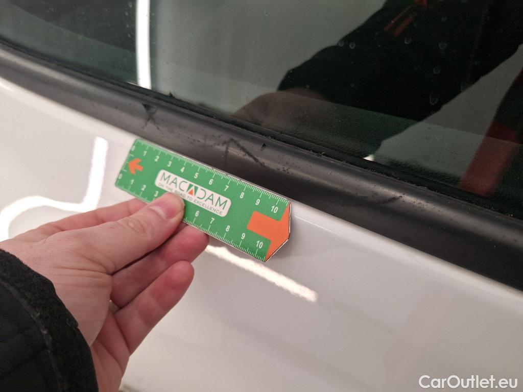  Renault  Clio  IV Air MediaNav 1.5 dCi 75CV BVM5 E6 #16