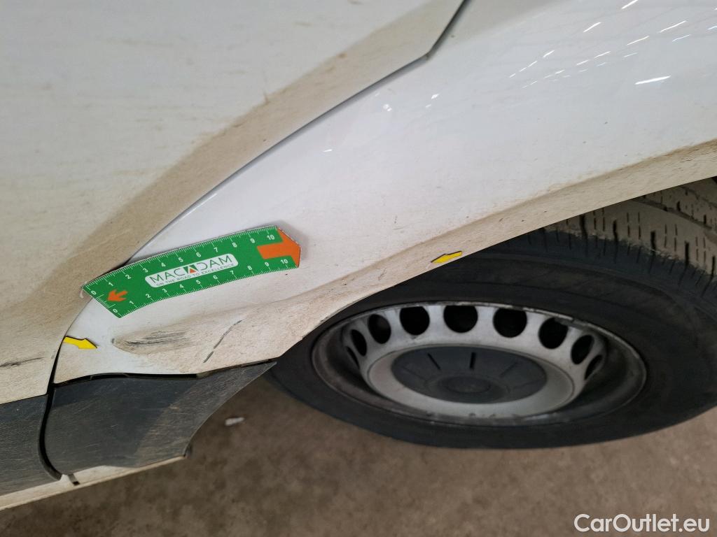  Volkswagen  Crafter VOLKSWAGEN  / 2017 / 4P / Fourgon tôlé 2.0TDI 140 35 L3H3 Business #20