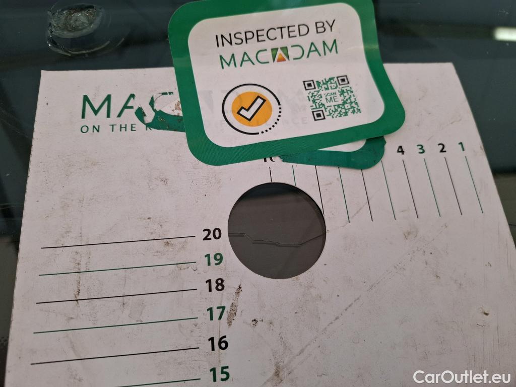  Volkswagen  Crafter VOLKSWAGEN  / 2017 / 4P / Fourgon tôlé 2.0TDI 140 35 L3H3 Business #2