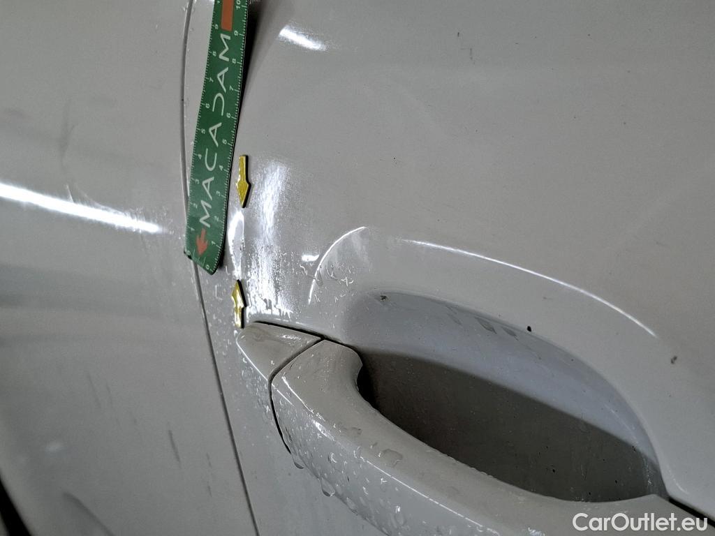  Citroen  C3  Société Feel 1.5 BlueHDI 100CV BVM6 E6dT #35