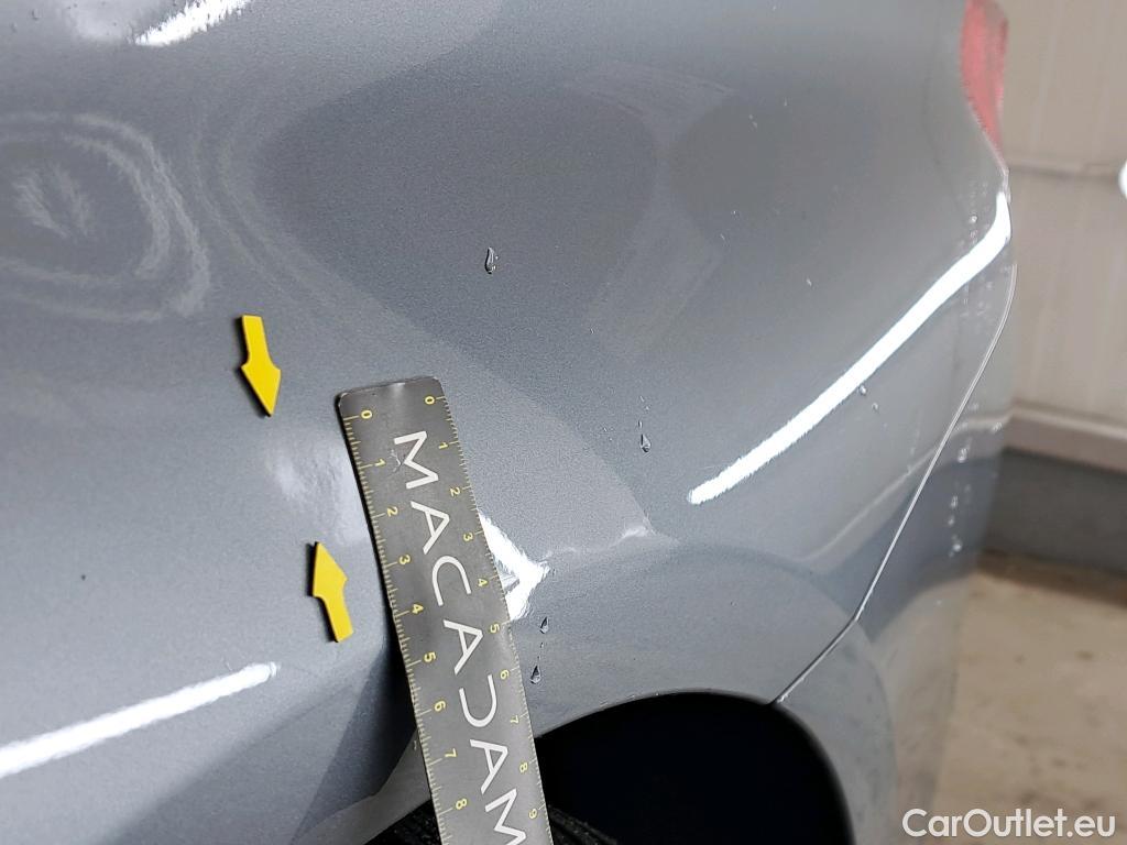  Bmw  Serie 5 BMW Série 5 / 2016 / 4P / Berline 530e iPerformance 252ch Busi Design BVA8 #28