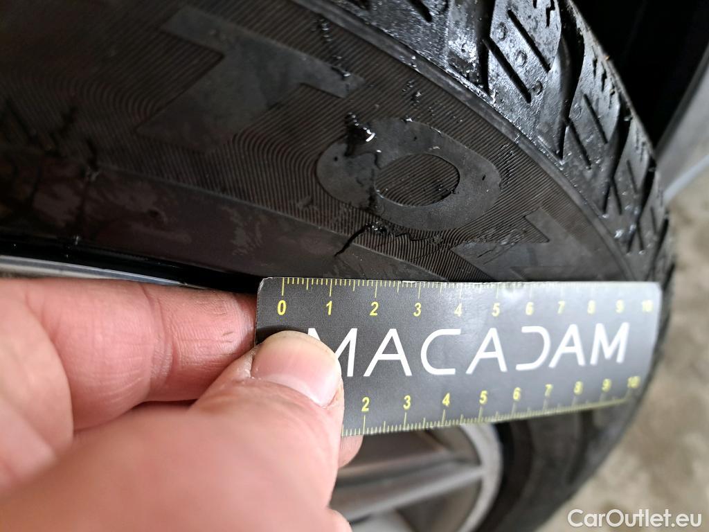  Bmw  Serie 5 BMW Série 5 / 2016 / 4P / Berline 530e iPerformance 252ch Busi Design BVA8 #18