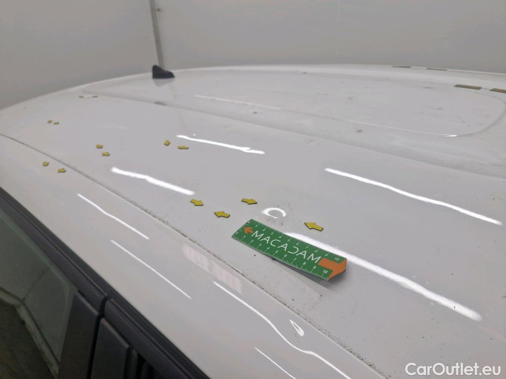  Citroen  C3  Société Feel 1.5 BlueHDI 100CV BVM5 E6dT #2