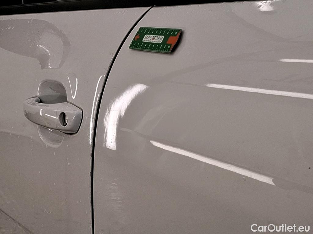  Citroen  C3 CITROEN  Société / 2020 / 5P / Berline / VU BlueHDi 100 SandS BVM6 Feel Nav #2