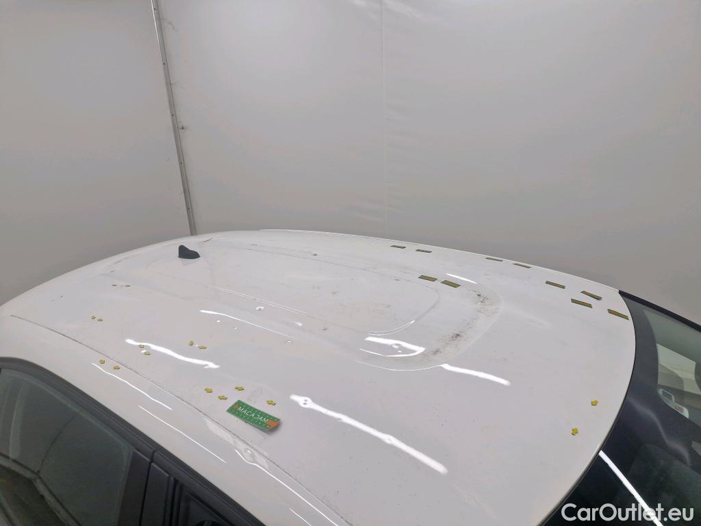  Citroen  C3  Société Feel 1.5 BlueHDI 100CV BVM5 E6dT #1