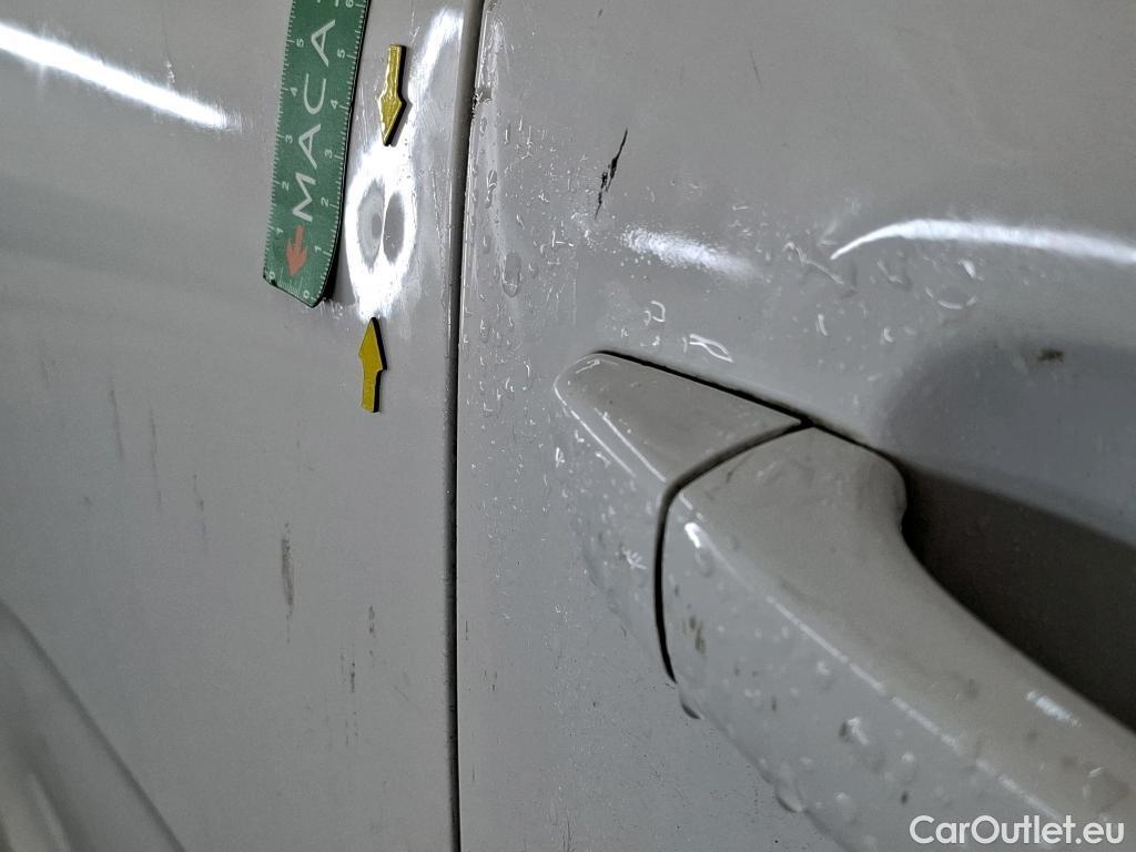  Citroen  C3  Société Feel 1.5 BlueHDI 100CV BVM6 E6dT #38