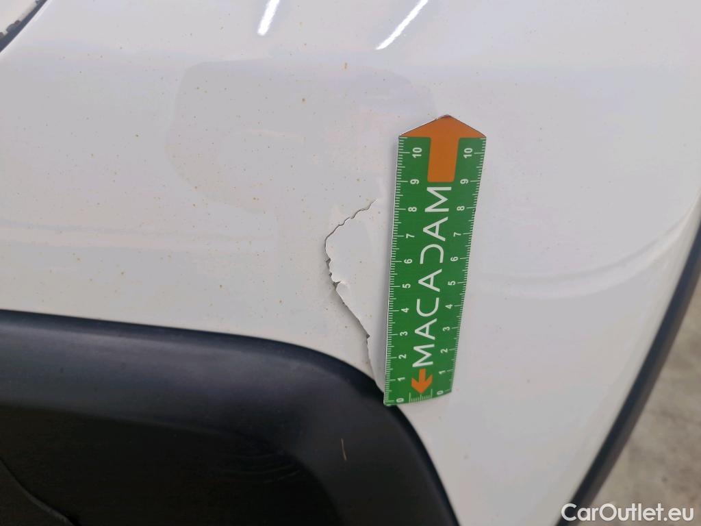  Citroen  C3  Société Feel 1.5 BlueHDI 100CV BVM5 E6dT #40