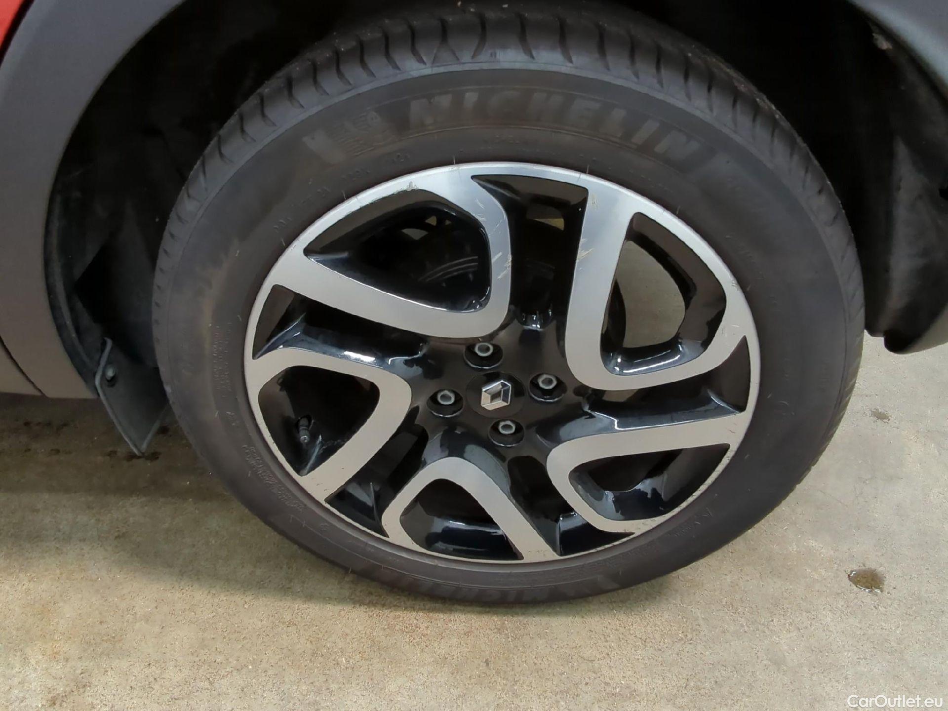  Renault  Captur  Helly Hansen 1.2 TCe 120CV BVA6 E5 #7