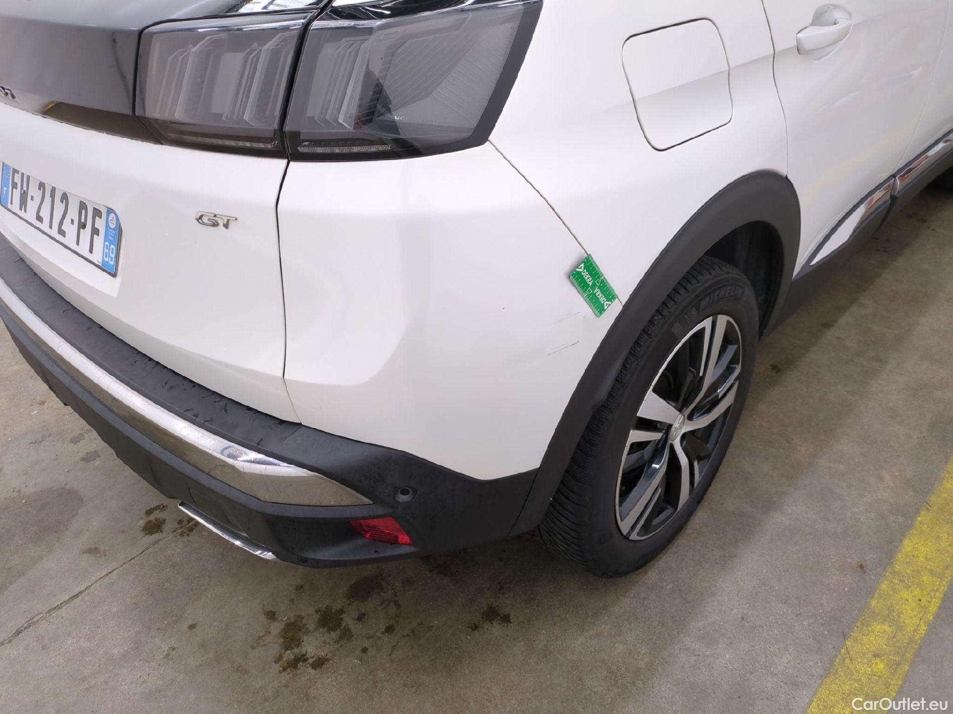  Peugeot  3008 PEUGEOT  / 2020 / 5P / SUV BlueHDi 130 S&S EAT8 GT #22