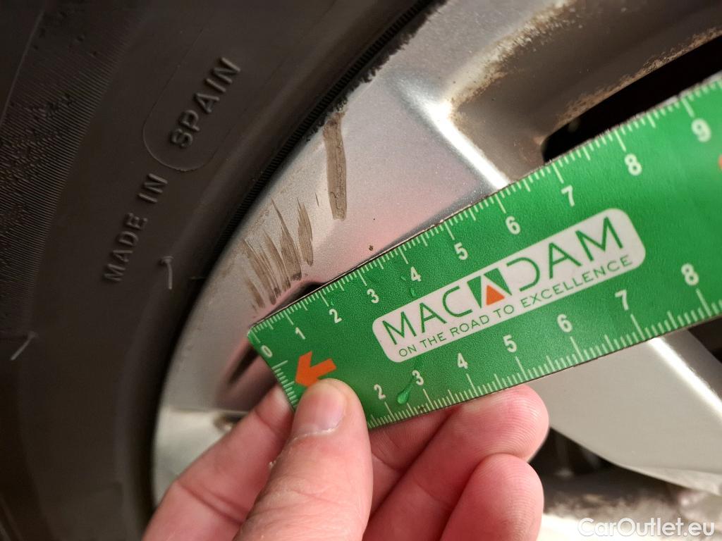  Peugeot  3008  Active Pack 1.5 HDi 130CV BVA8 E6d #7