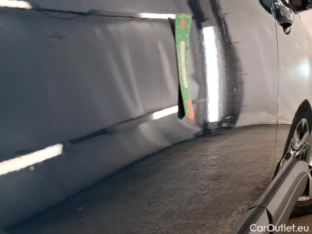  Peugeot  3008  Active Pack 1.5 HDi 130CV BVA8 E6d #21