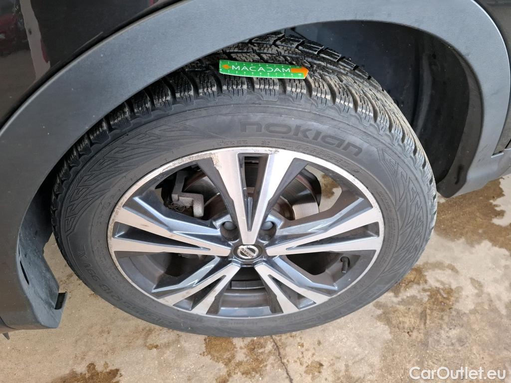  Nissan  Qashqai NISSAN  / 2017 / 5P / Crossover 1.3 DIG-T 140 N-Connecta #3
