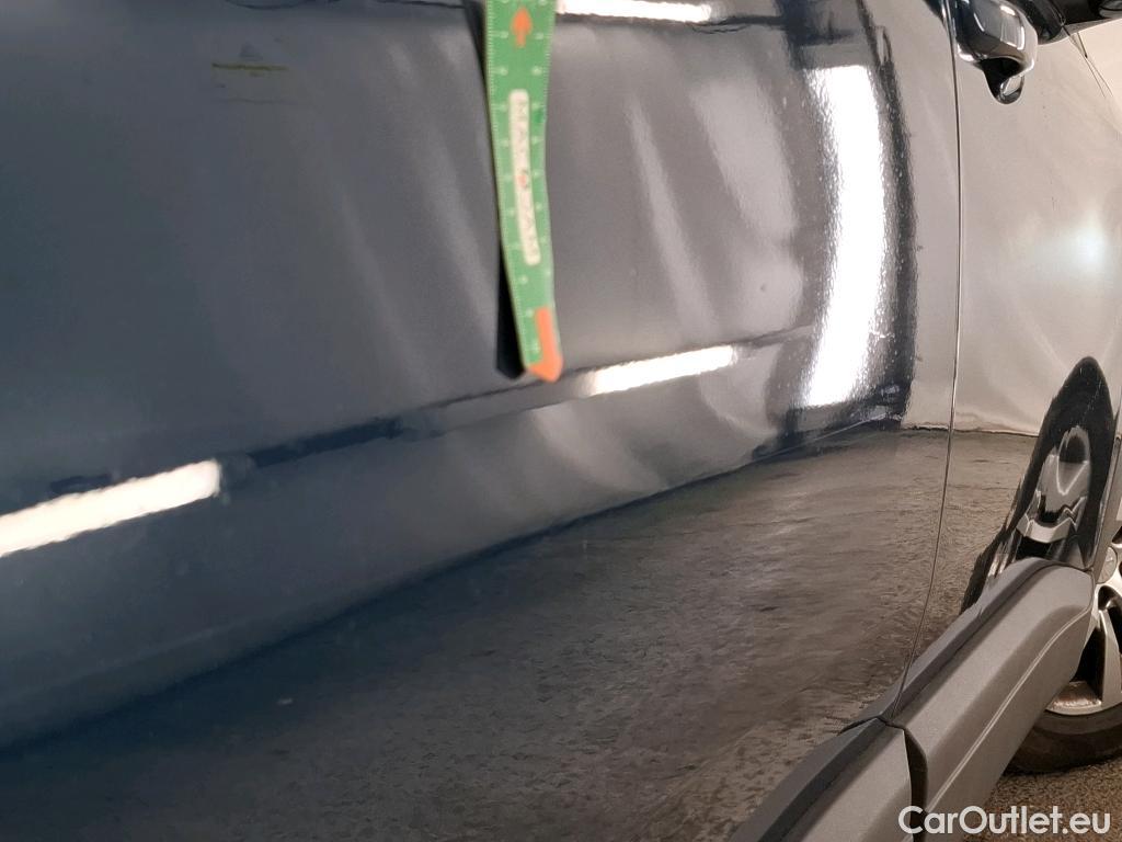  Peugeot  3008  Active Pack 1.5 HDi 130CV BVA8 E6d #19