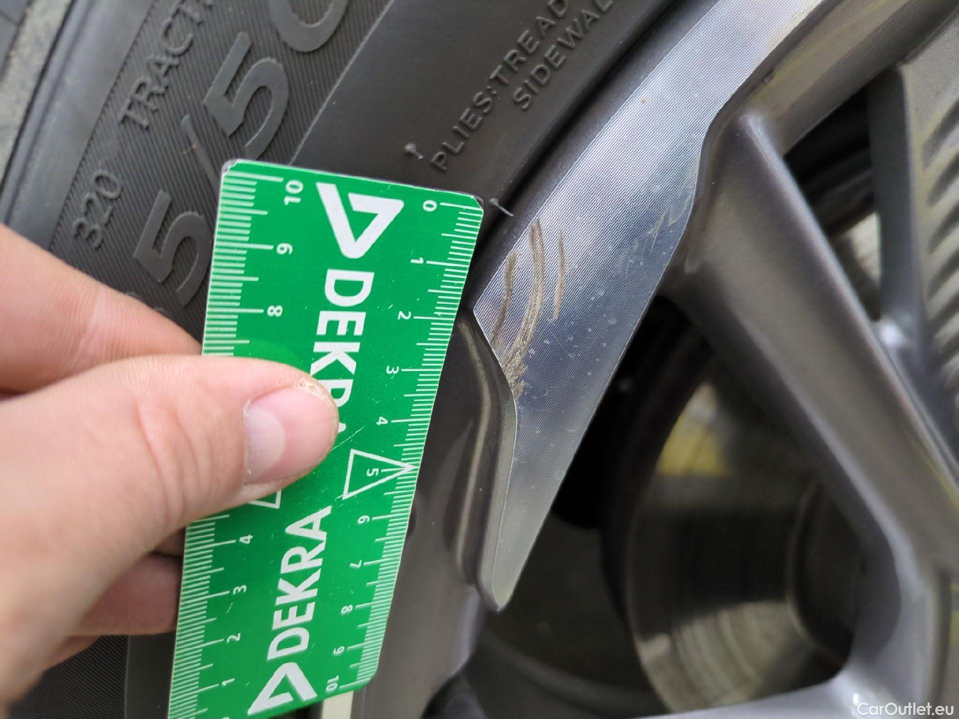  DS  DS7 7 Crossback Executive 2.0 BlueHDi 180CV BVA8 E6d #3