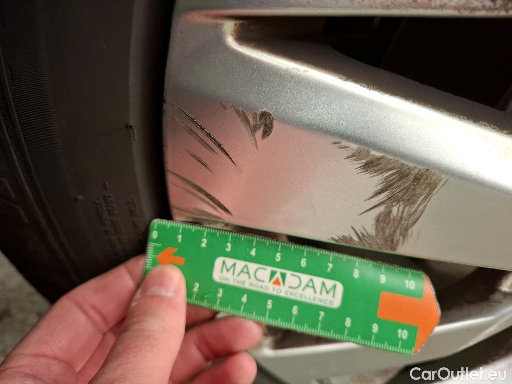  Peugeot  3008  Active Pack 1.5 HDi 130CV BVA8 E6d #6