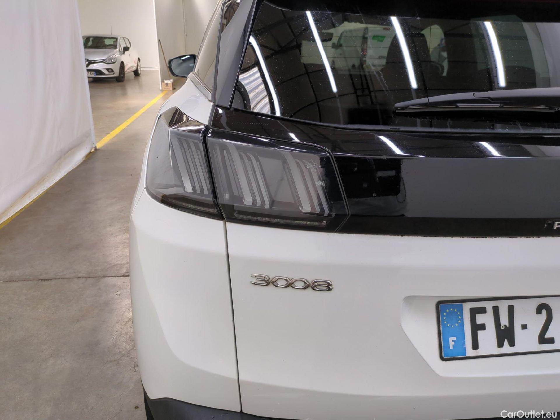  Peugeot  3008 PEUGEOT  / 2020 / 5P / SUV BlueHDi 130 S&S EAT8 GT #29