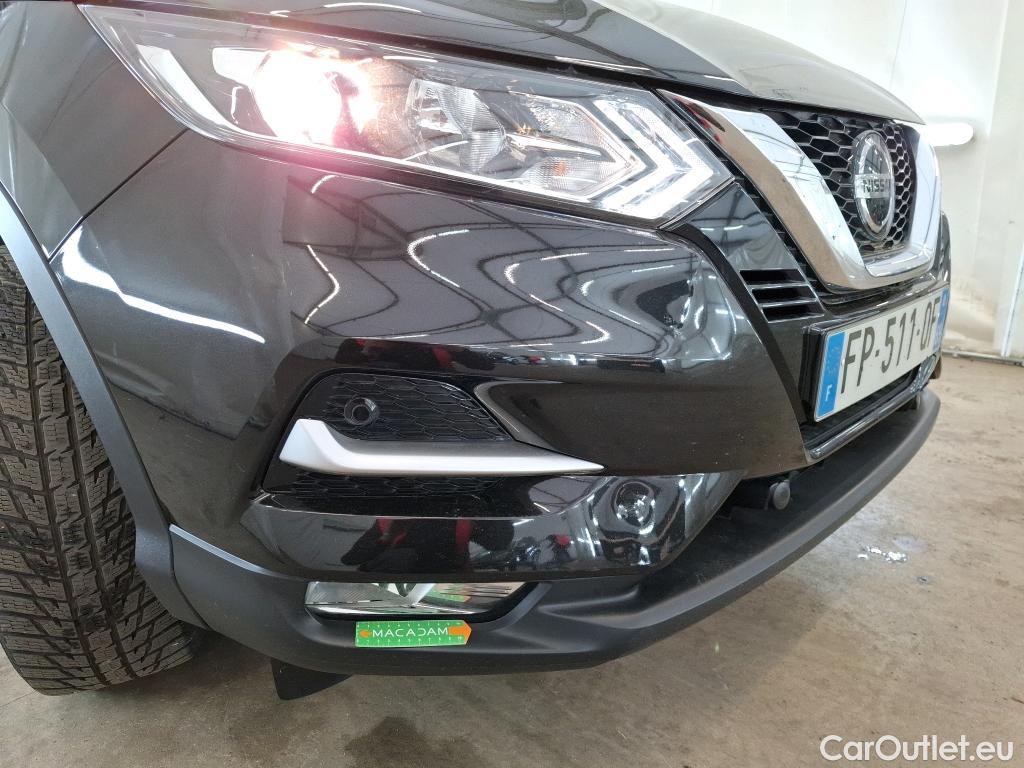  Nissan  Qashqai NISSAN  / 2017 / 5P / Crossover 1.3 DIG-T 140 N-Connecta #1