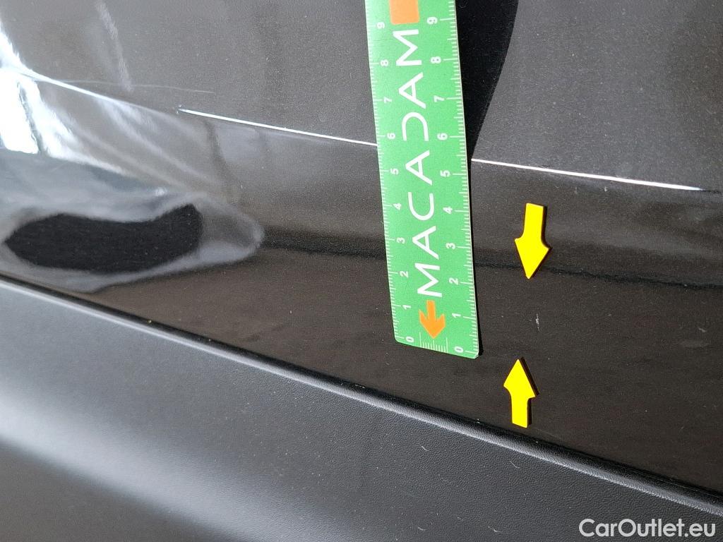  Nissan  Qashqai NISSAN  / 2017 / 5P / Crossover 1.3 DIG-T 140 N-Connecta #18