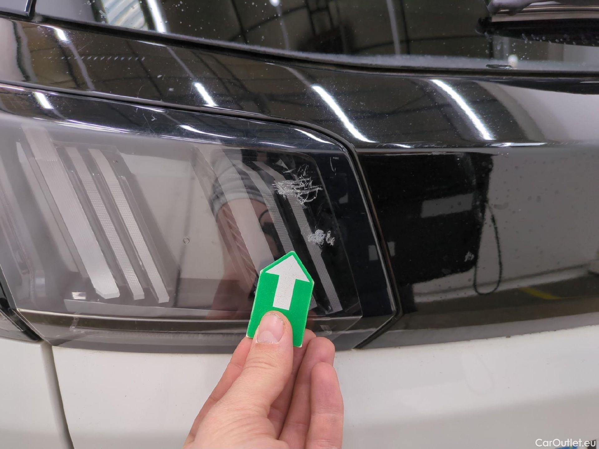  Peugeot  3008 PEUGEOT  / 2020 / 5P / SUV BlueHDi 130 S&S EAT8 GT #30