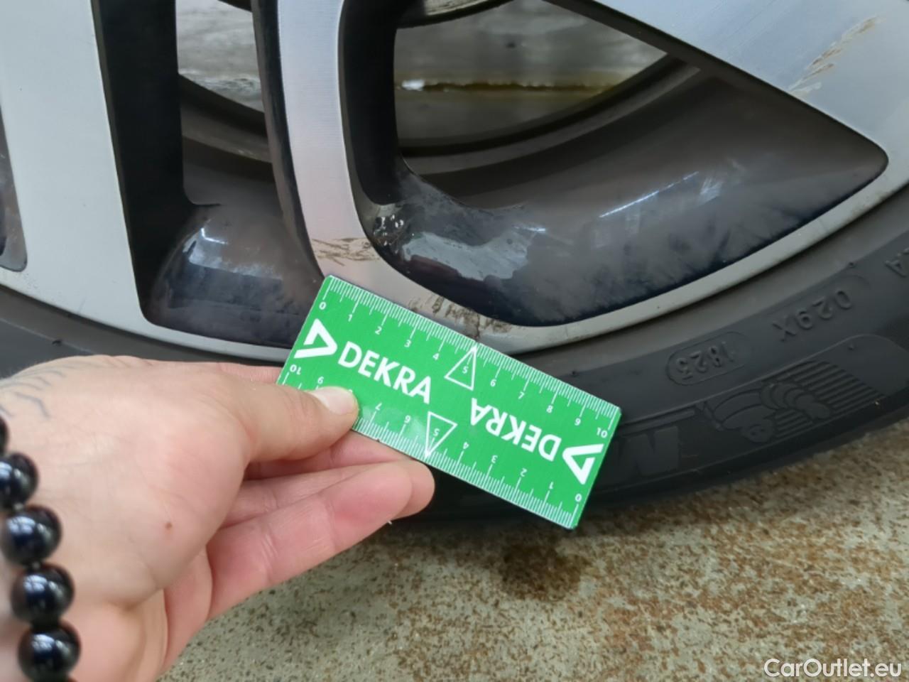  Renault  Captur  Helly Hansen 1.2 TCe 120CV BVA6 E5 #12