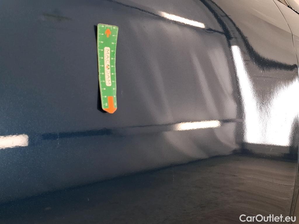  Peugeot  3008  Active Pack 1.5 HDi 130CV BVA8 E6d #24