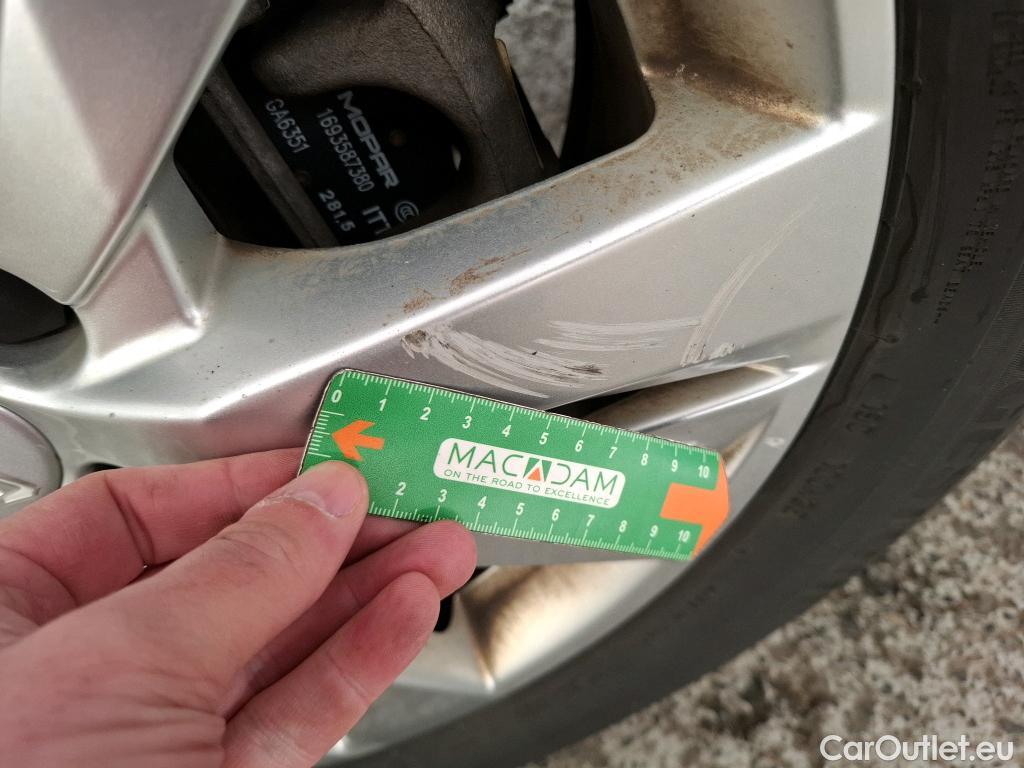  Peugeot  3008  Active Pack 1.5 HDi 130CV BVA8 E6d #35