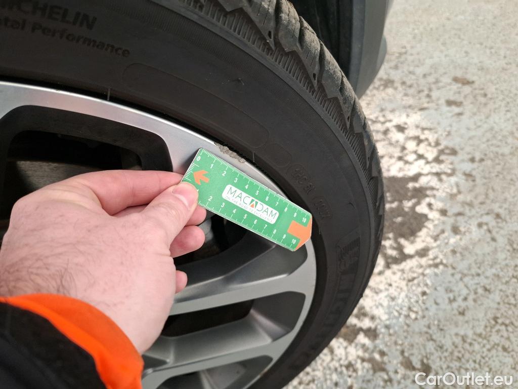  Jeep  Patriot JEEP Renegade / 2018 / 5P / SUV 1.3 TURBO T4 240PS 4XE S #31