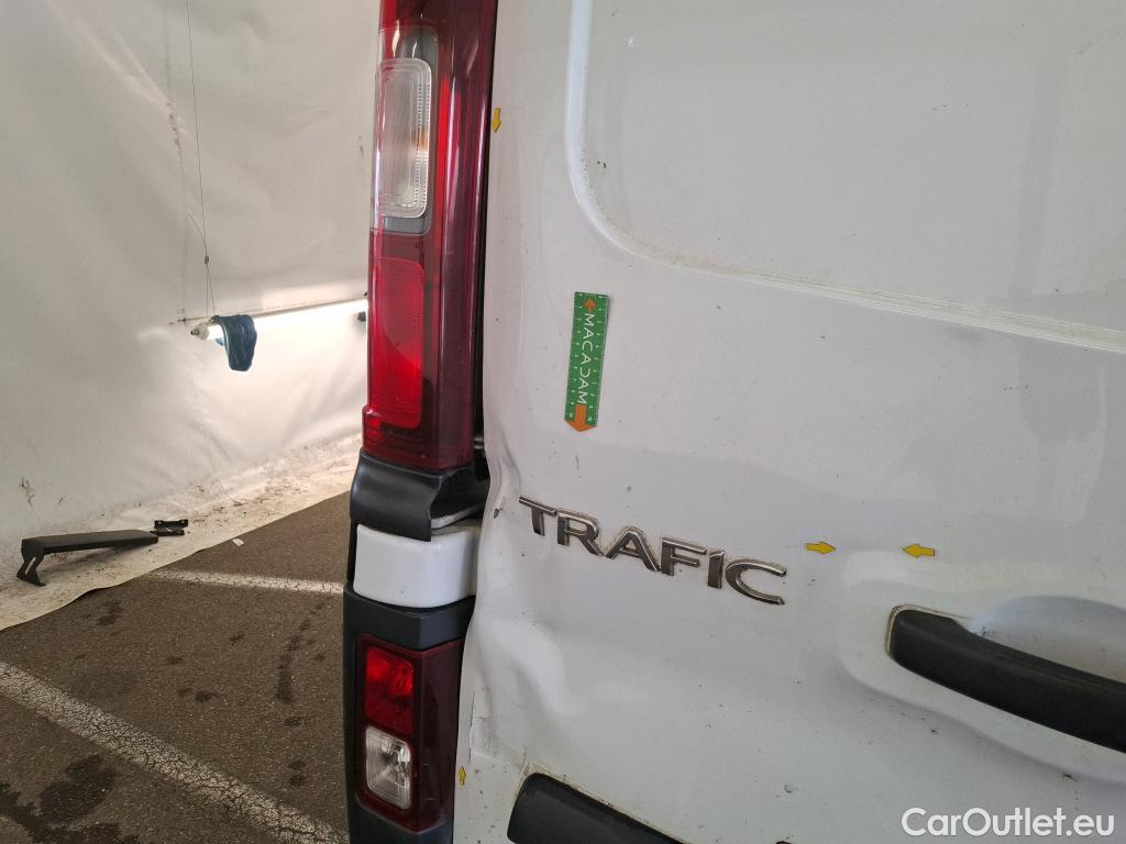  Renault  Trafic RENAULT  VU 4p Fourgon FG GCF L2H1 1300 dCi 120 #29