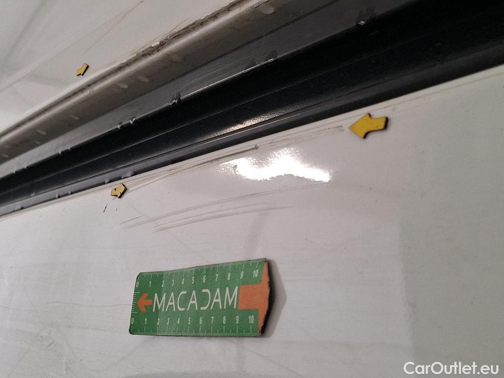  Renault  Trafic RENAULT  VU 4p Fourgon FG GCF L2H1 1300 dCi 120 #14