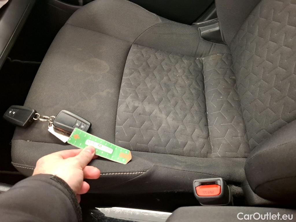  Toyota  Corolla TOYOTA  / 2018 / 5P / Berline Hybride 122h Dynamic Business Beyond Zer #28