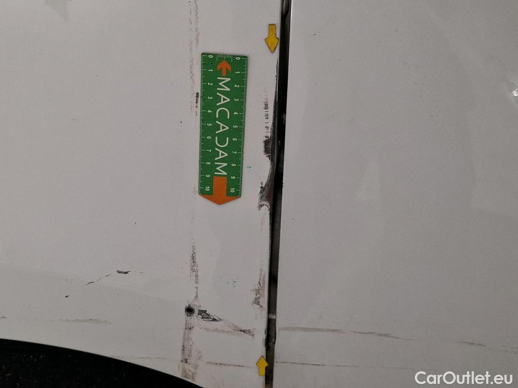  Renault  Trafic RENAULT  VU 4p Fourgon FG GCF L2H1 1300 dCi 120 #127